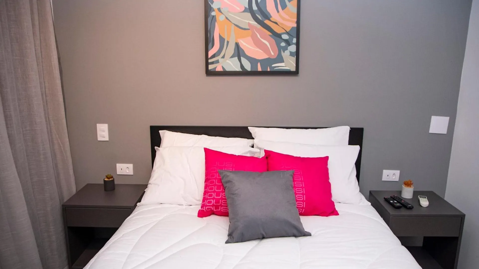Apartament On Melo Alves By Housi São Paulo 0*,