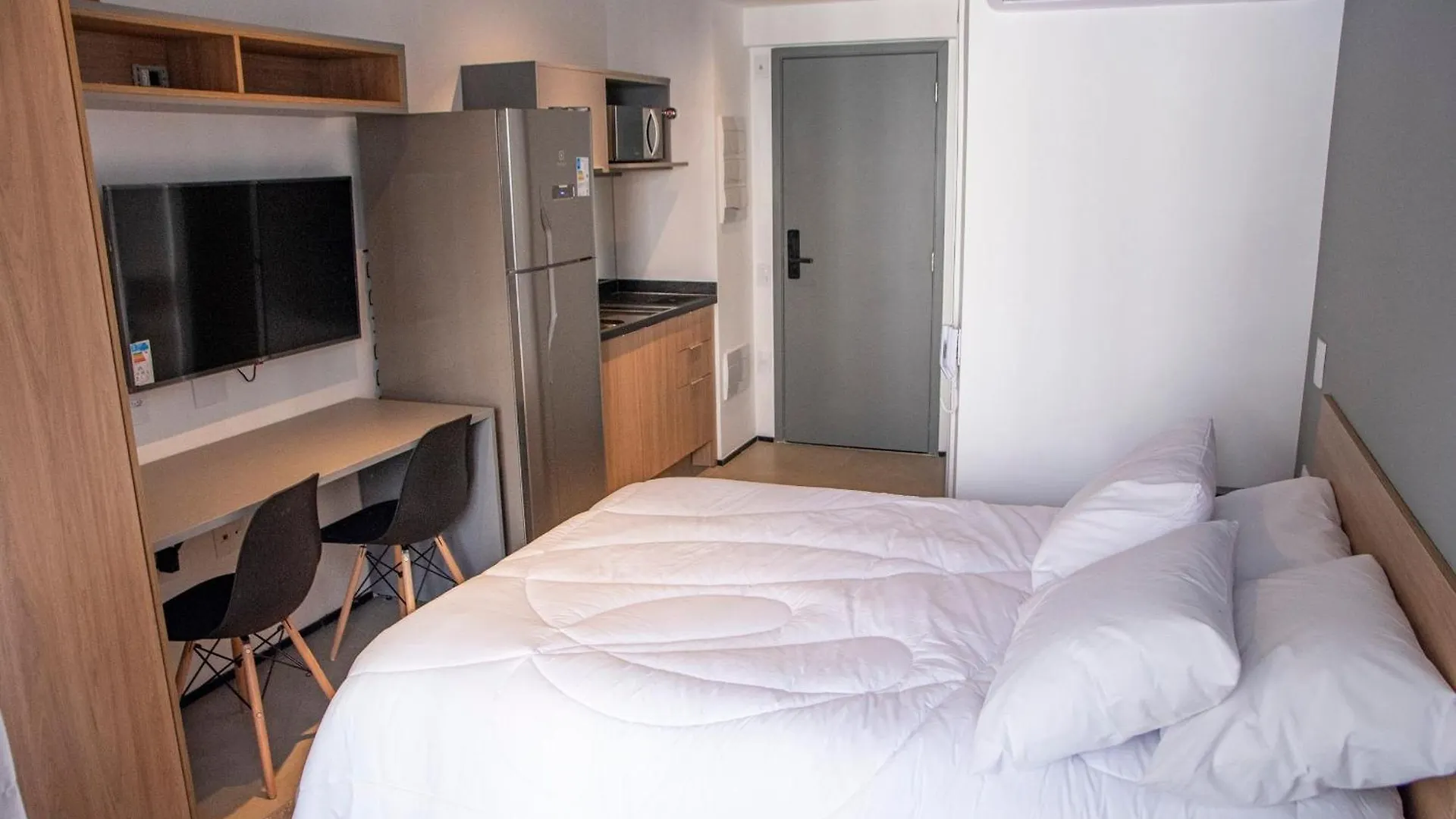 Apartament On Melo Alves By Housi São Paulo 0*,  Brazylia