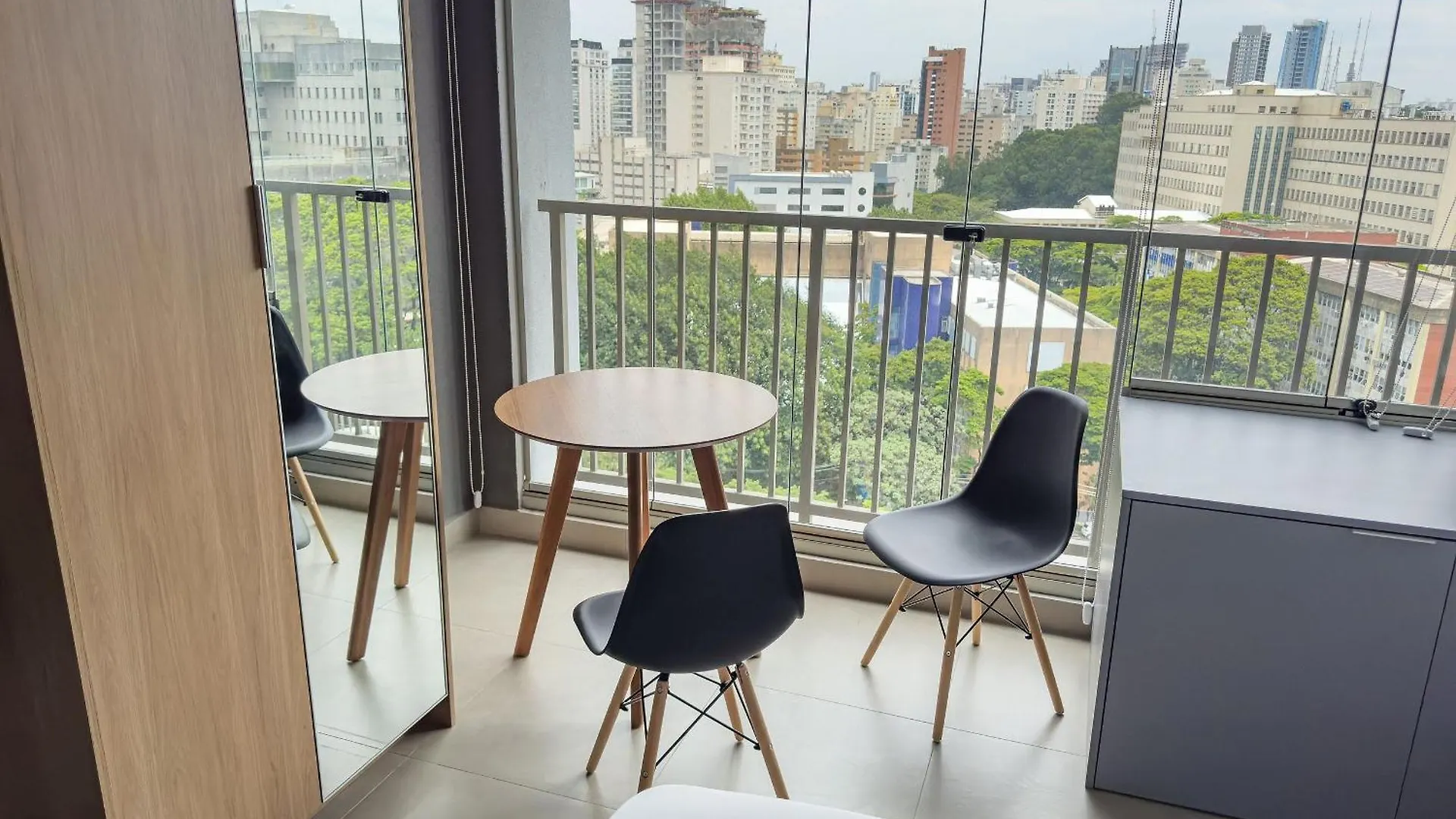 Apartament On Melo Alves By Housi São Paulo 0*,